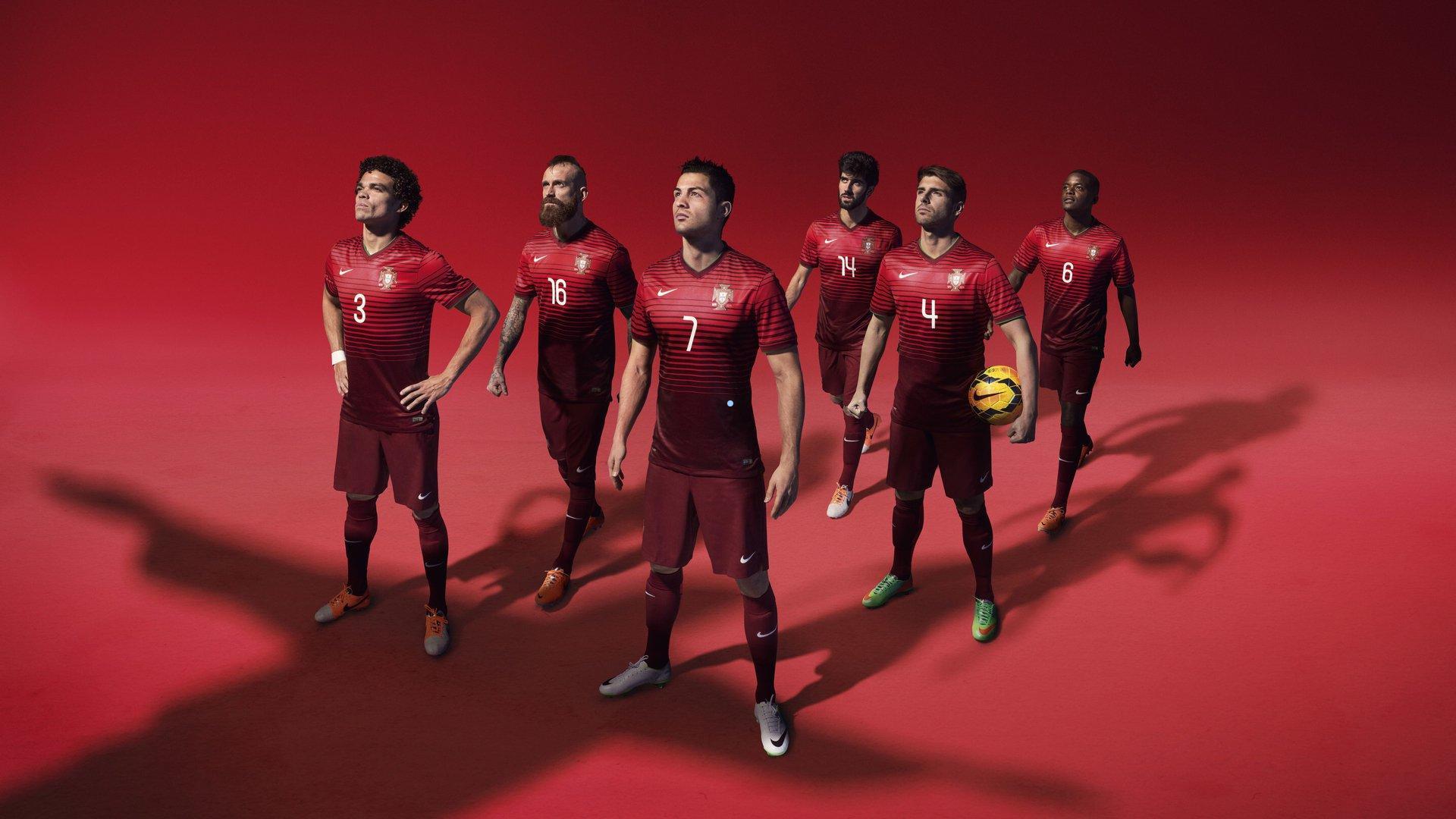 喜讯转瞬即逝,中国男足29岁中锋冬窗加盟多特蒙德传闻遭官方澄清